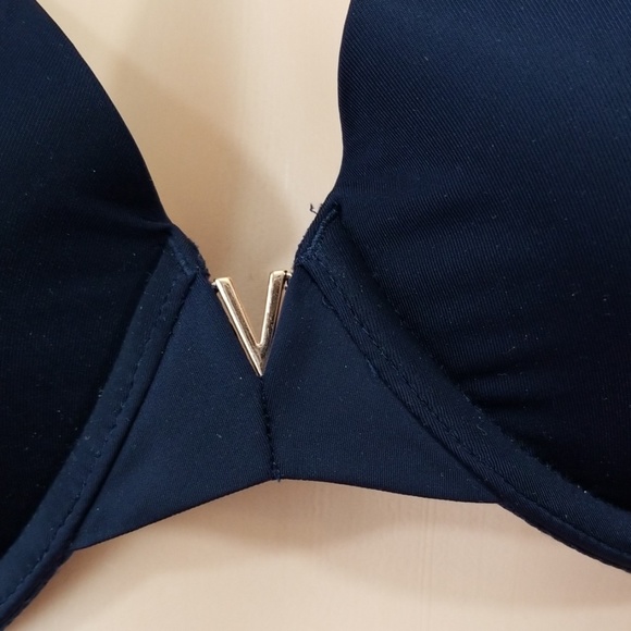 NWT!  VICTORIA'S SECRET LINED DEMI BRA - Picture 2 of 6